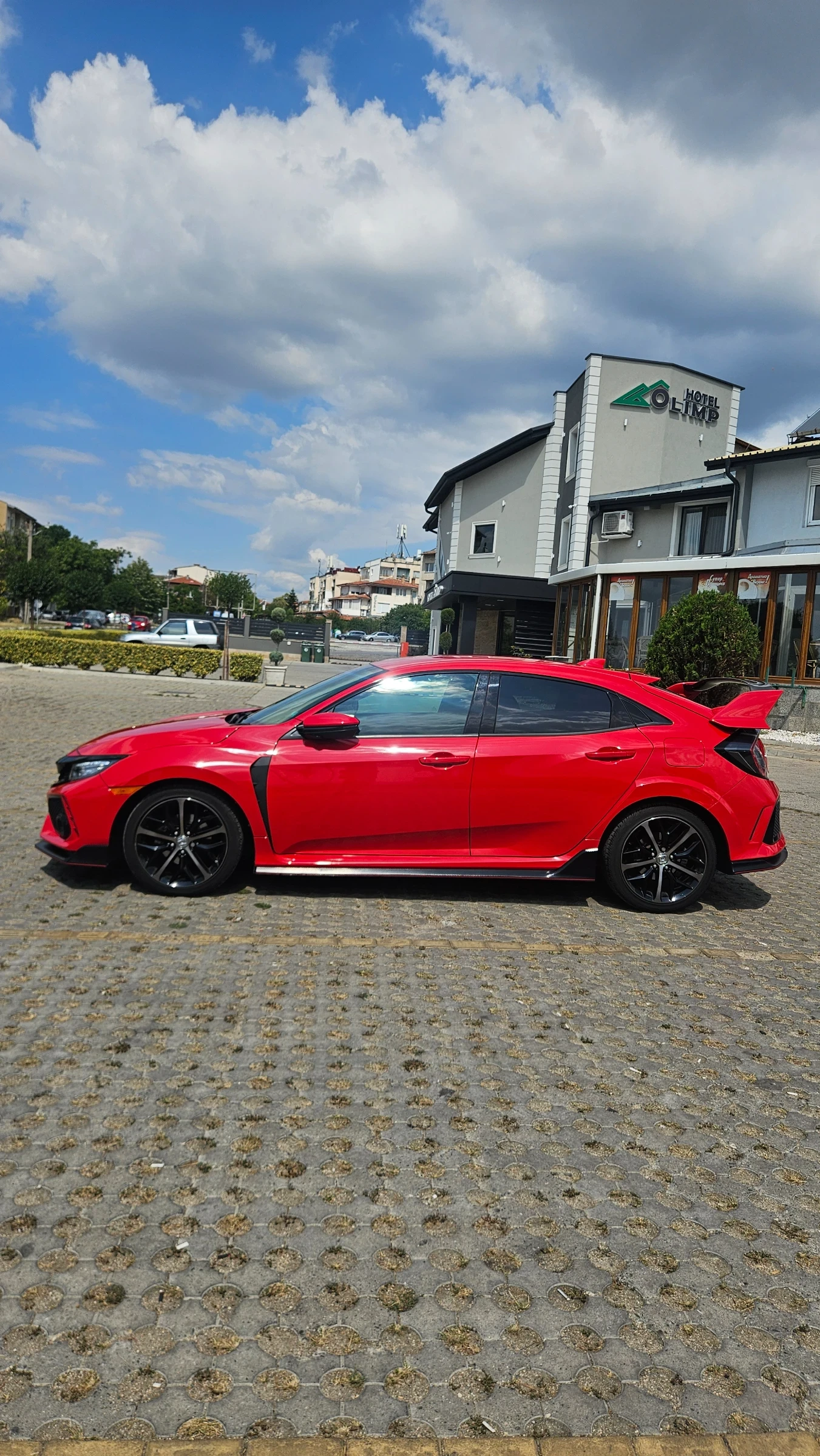 Honda Civic 1.5T, снимка 3 - Автомобили и джипове - 55902031