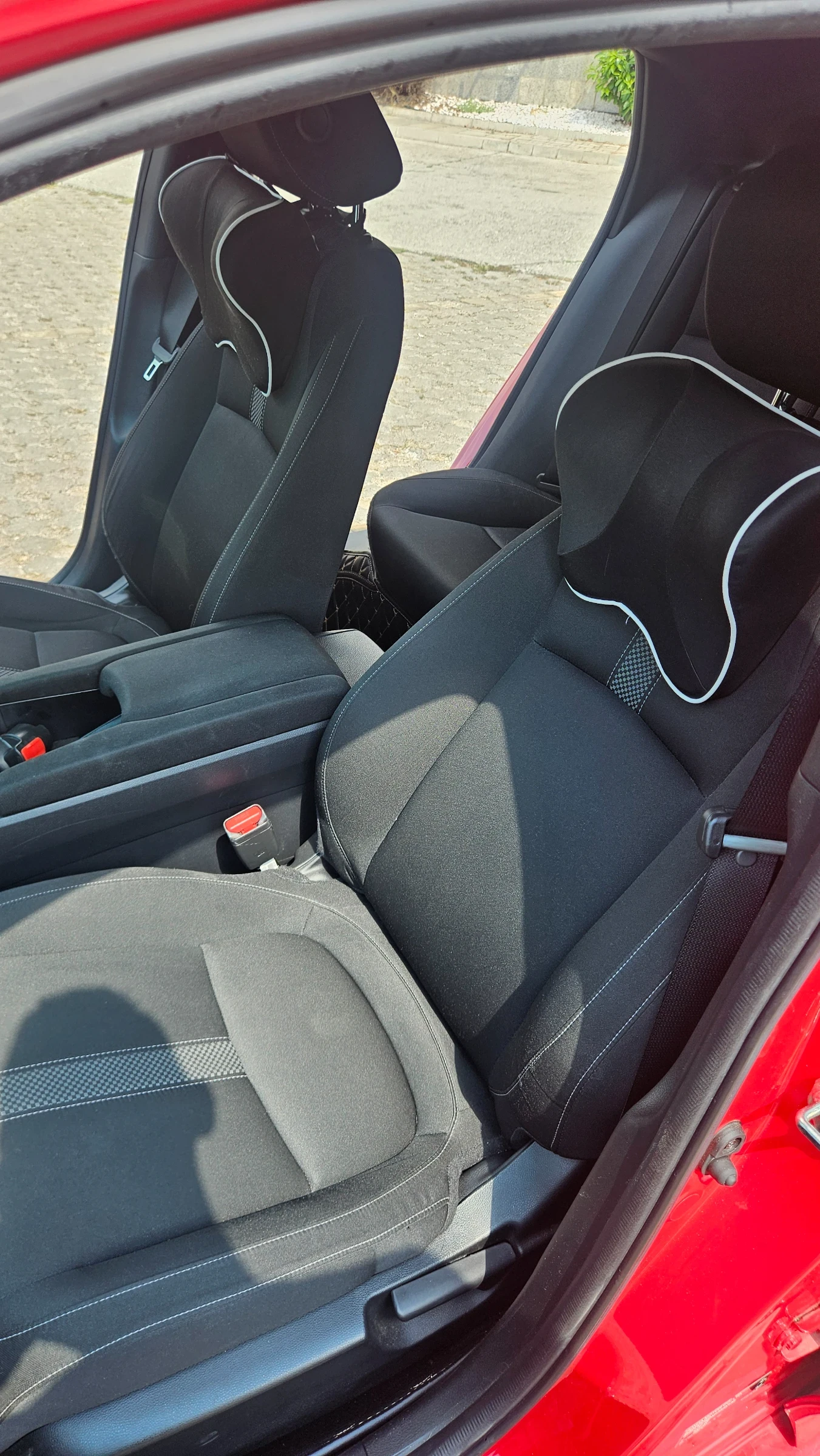 Honda Civic 1.5T, снимка 9 - Автомобили и джипове - 55902031