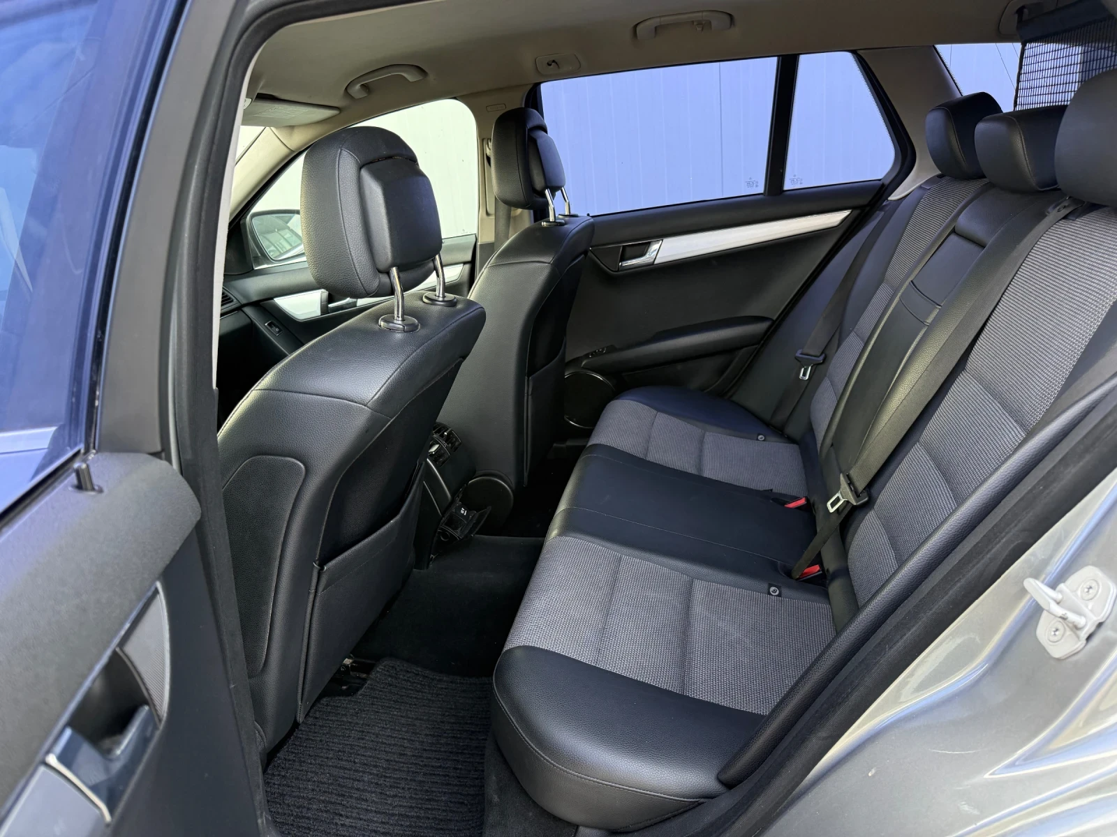 Mercedes-Benz C 220 | Mobile.bg � ����������� 10