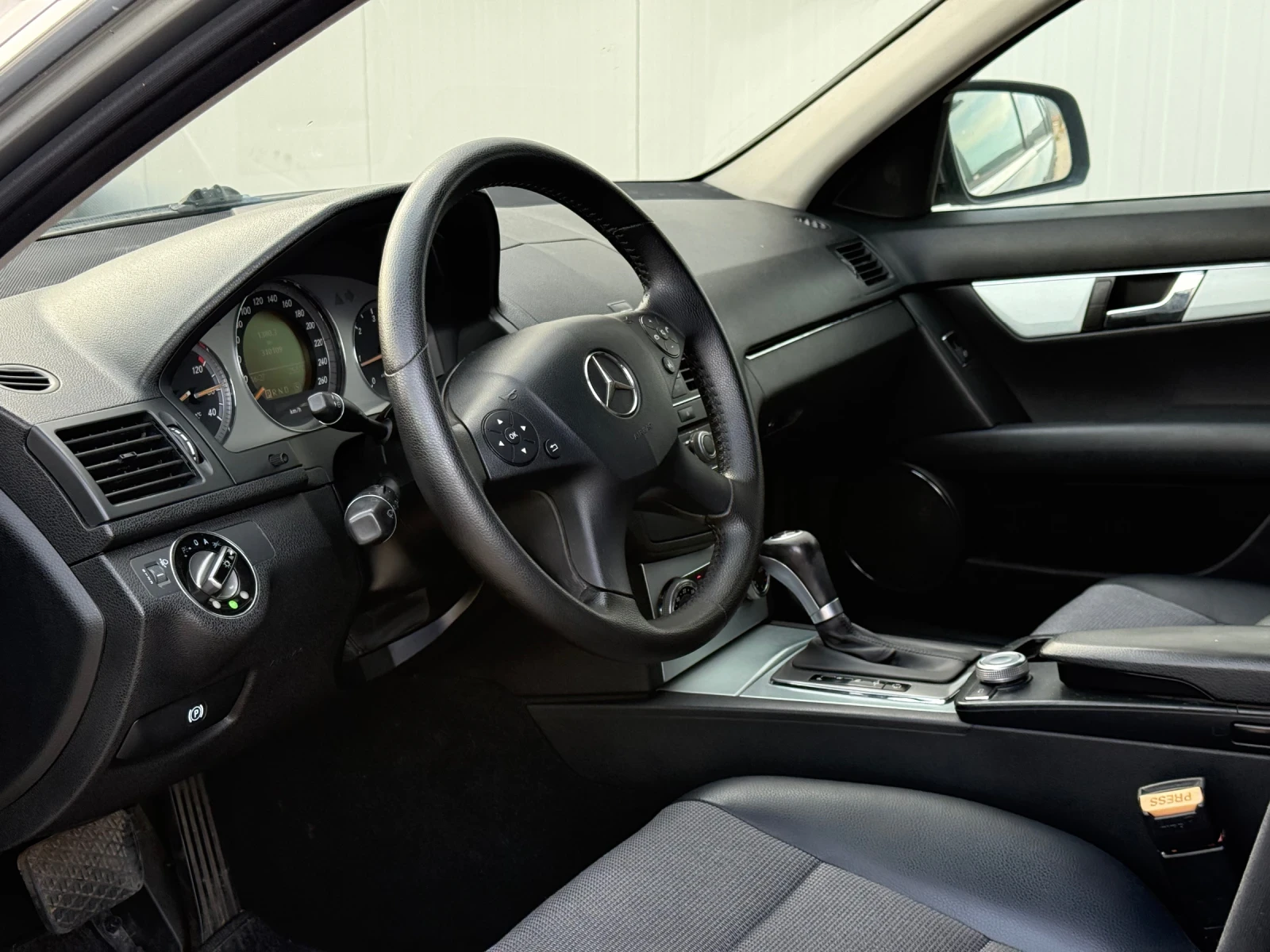 Mercedes-Benz C 220 | Mobile.bg � ����������� 7