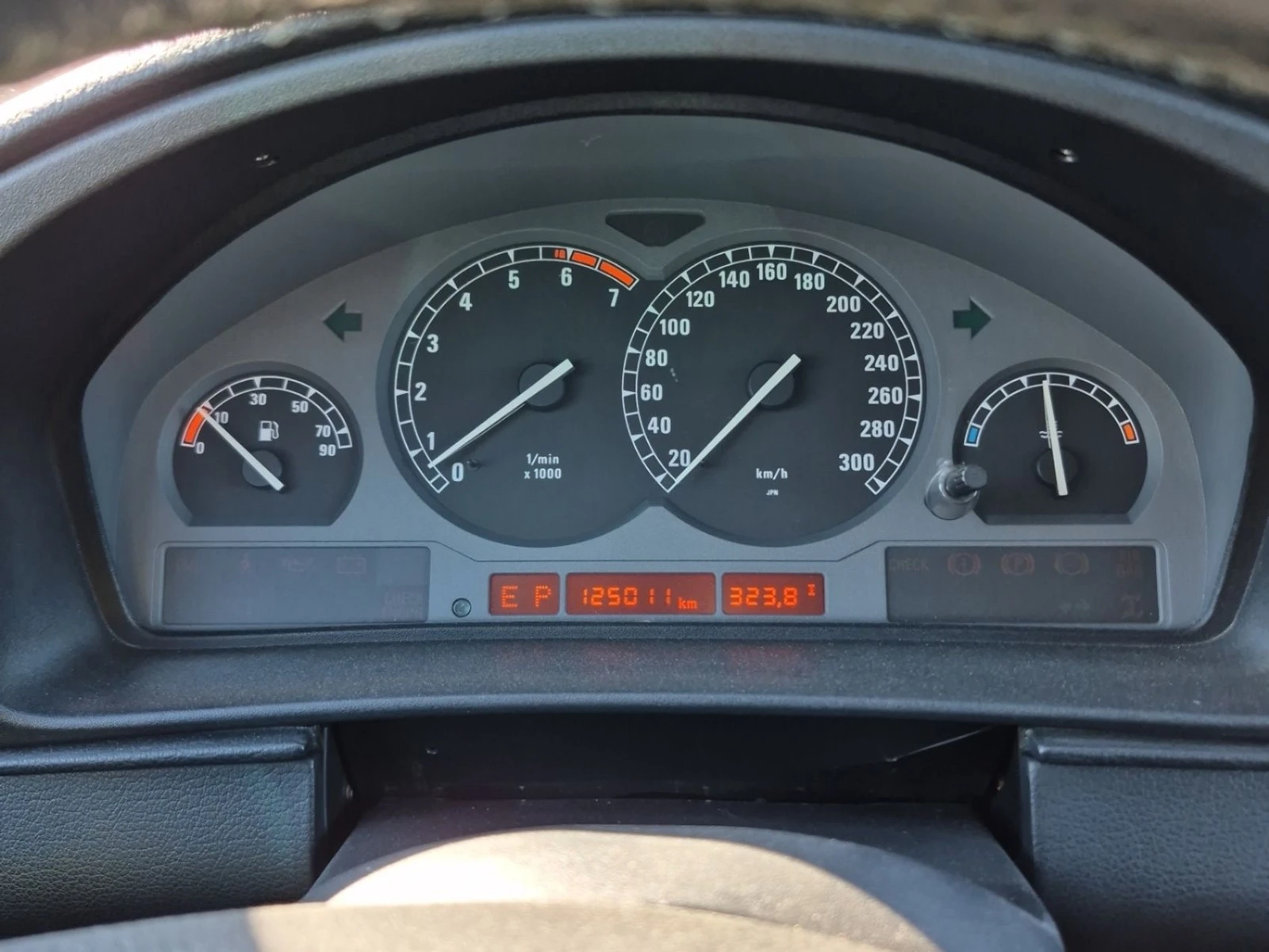 BMW 850 i, снимка 9 - Автомобили и джипове - 56565587