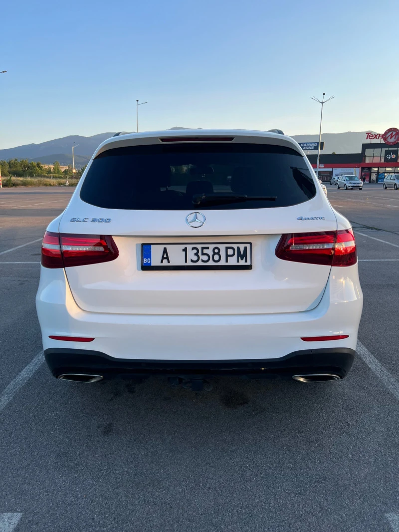 Mercedes-Benz GLC 300 4 Matic AMG Line, снимка 5 - Автомобили и джипове - 46727947