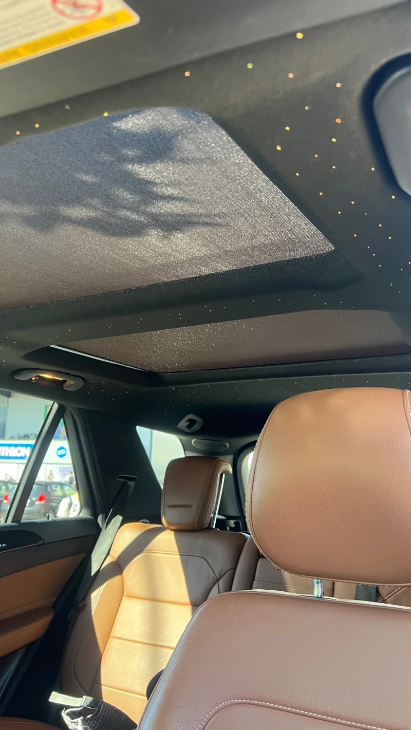 Mercedes-Benz GLE 43 AMG GLE 43 / Distronic / panorama , снимка 10 - Автомобили и джипове - 52407849