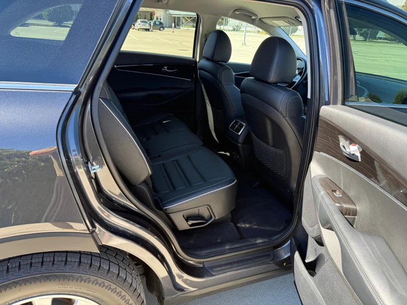 Kia Sorento EX 3.3i AWD 6+ 1 Face Lift , снимка 10 - Автомобили и джипове - 52337982