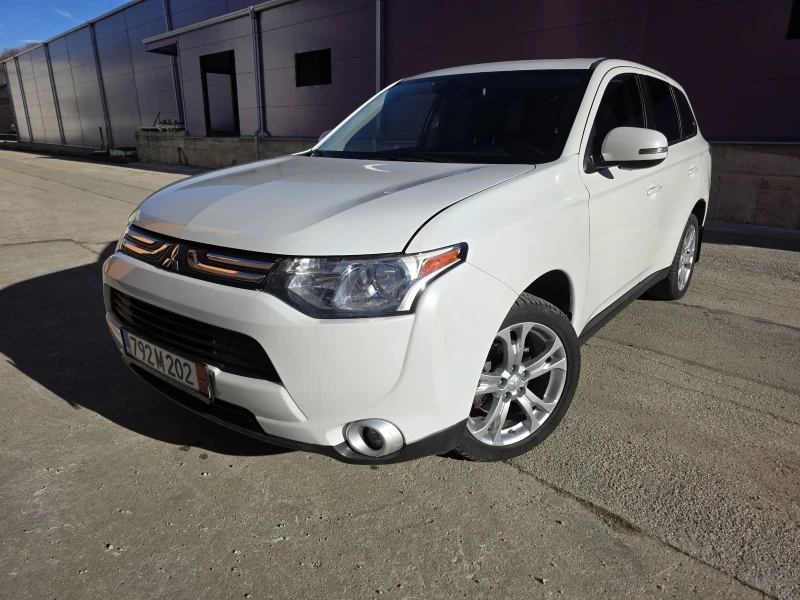 Mitsubishi Outlander 4x4 7места 2.4, снимка 8 - Автомобили и джипове - 52841165