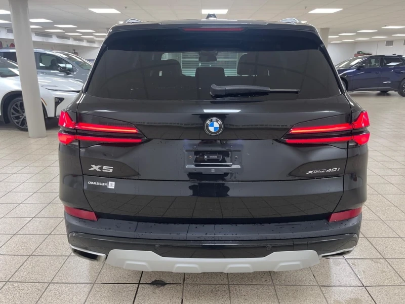 BMW X5 xDrive40i / DISTRONIC / 360 / ОБДУХ / CARFAX, снимка 4 - Автомобили и джипове - 53236150