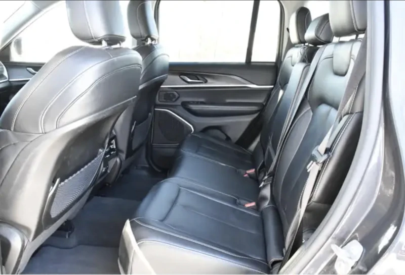 Jeep Grand cherokee 2022 Jeep Grand Cherokee Limited 4x4, снимка 11 - Автомобили и джипове - 53355631