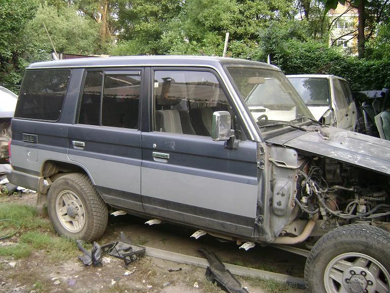 Toyota Land cruiser 2.4 2.5td, снимка 3 - Автомобили и джипове - 47503650