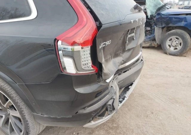 Volvo Xc90, снимка 9 - Автомобили и джипове - 48809833