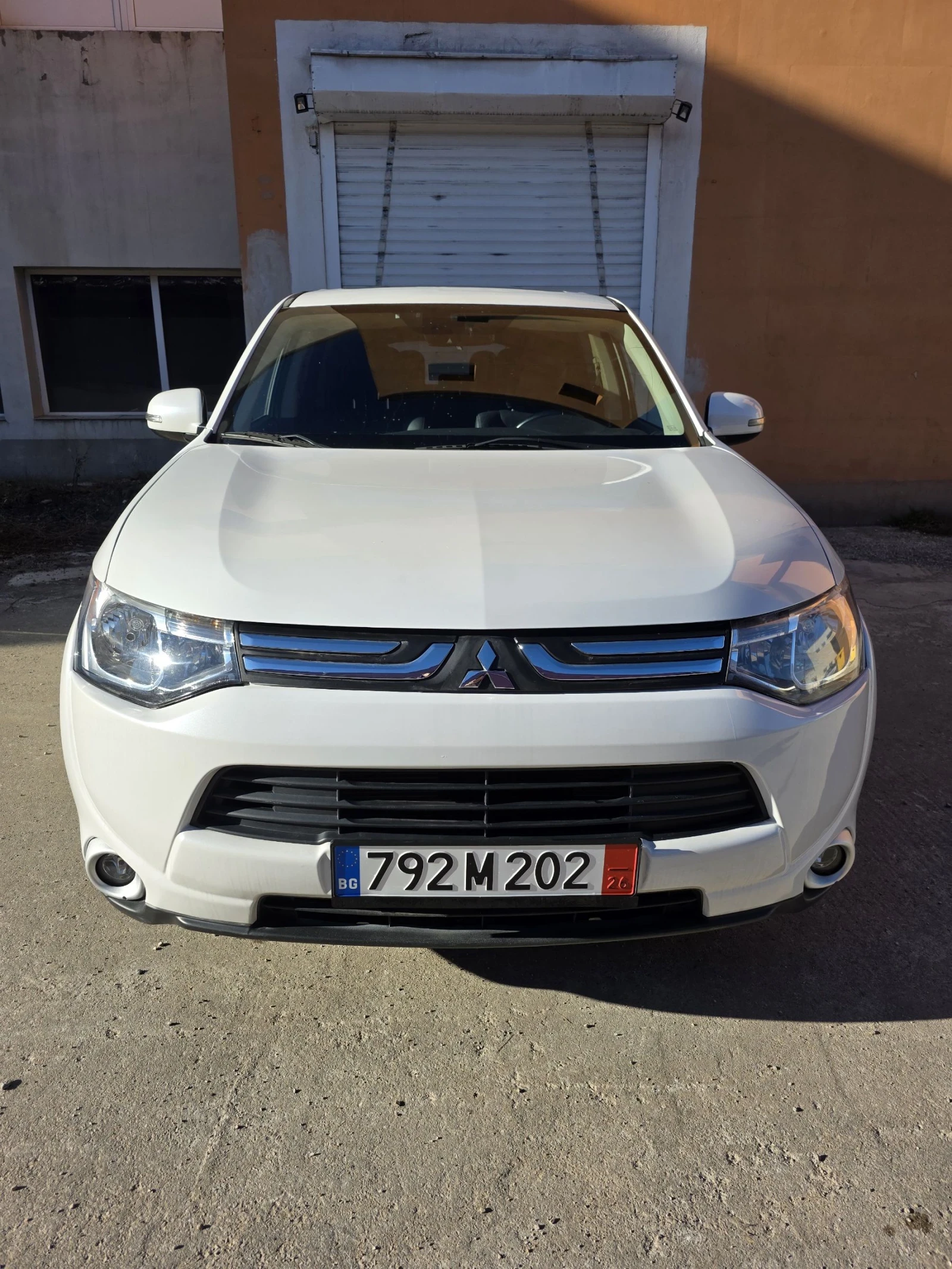 Mitsubishi Outlander 4x4 7места 2.4, снимка 1
