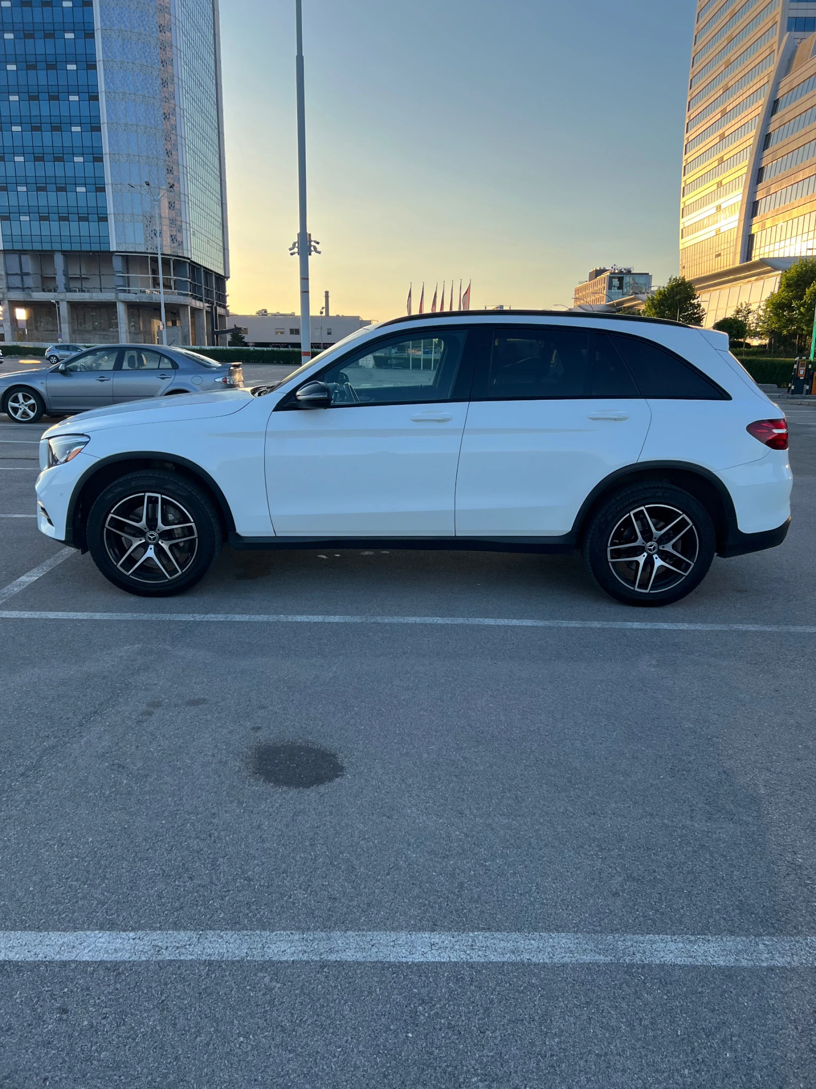 Mercedes-Benz GLC 300 4 Matic AMG Line - изображение 3