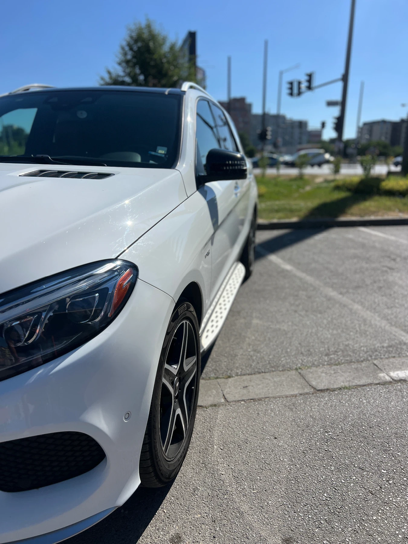 Mercedes-Benz GLE 43 AMG GLE 43 / Distronic / panorama  - изображение 3