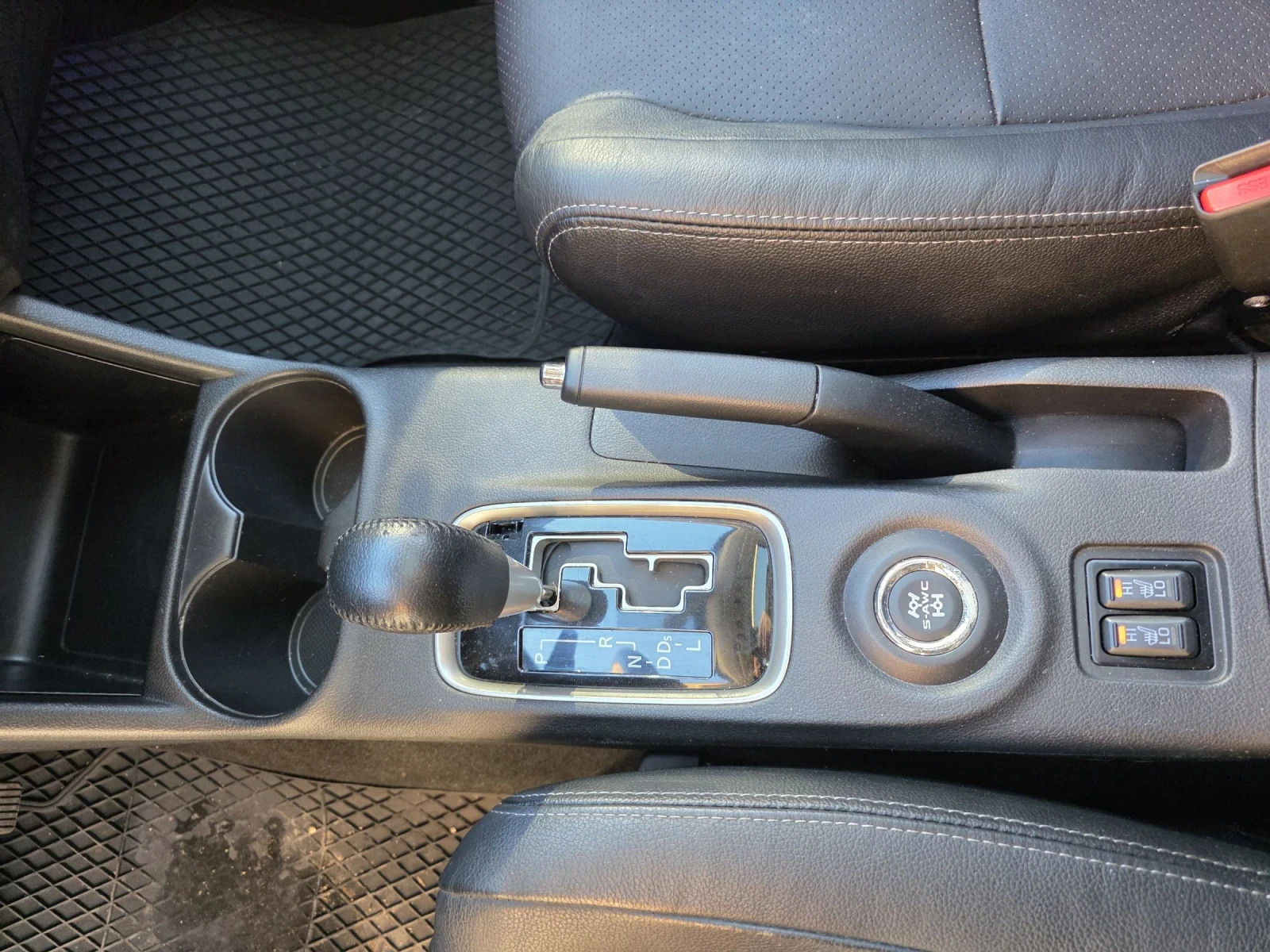 Mitsubishi Outlander 4x4 7����� 2.4 | Mobile.bg � ����������� 17