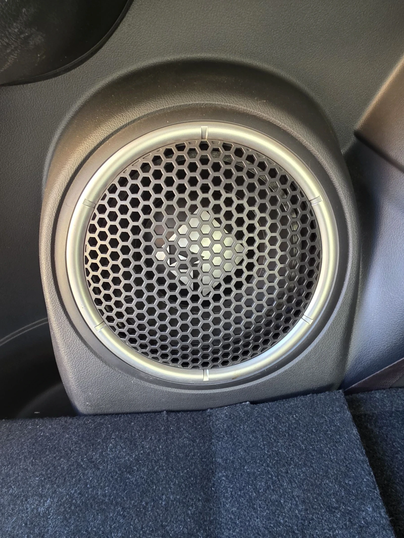 Mitsubishi Outlander 4x4 7����� 2.4 | Mobile.bg � ����������� 14