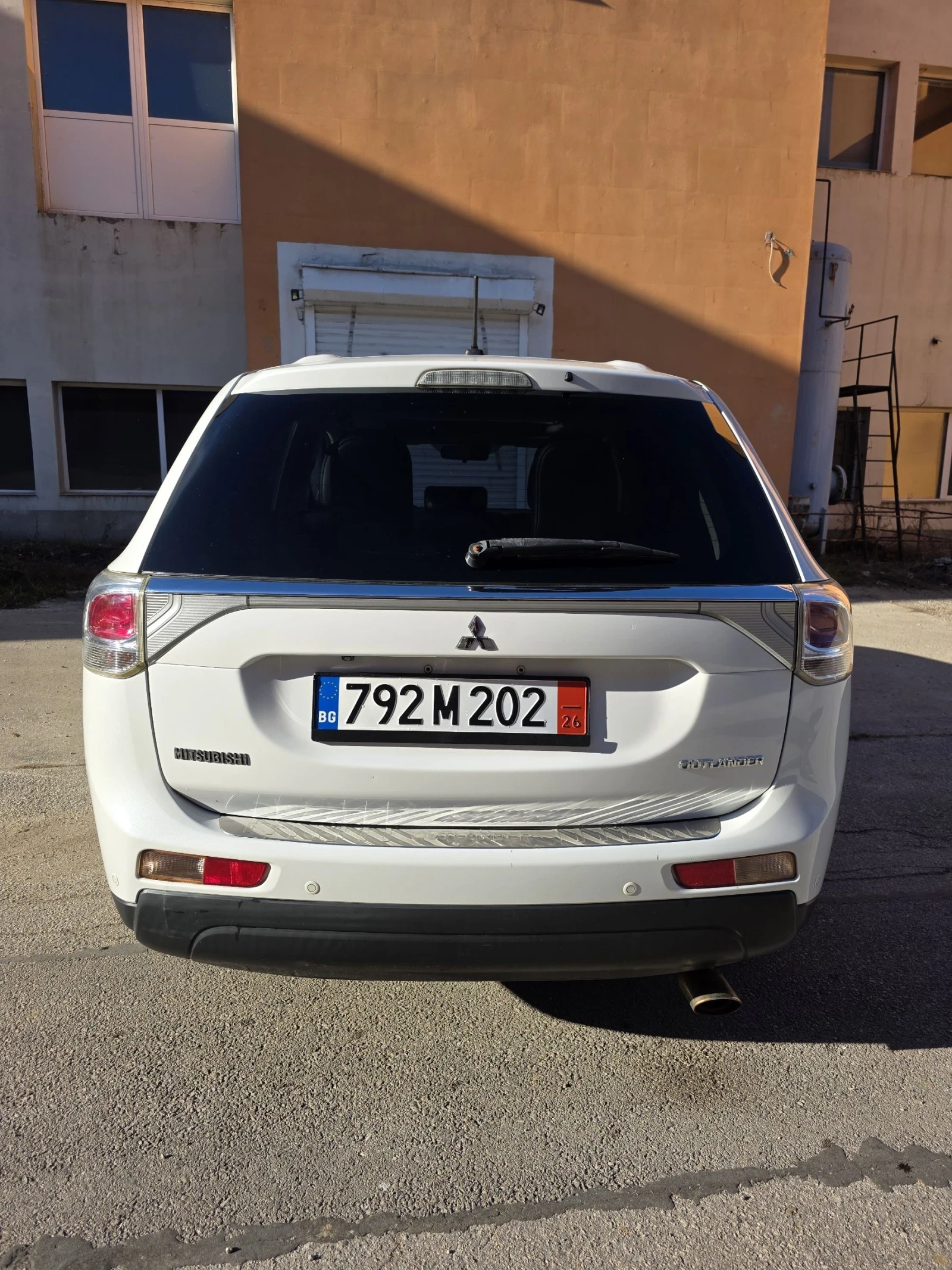 Mitsubishi Outlander 4x4 7����� 2.4 | Mobile.bg � ����������� 6
