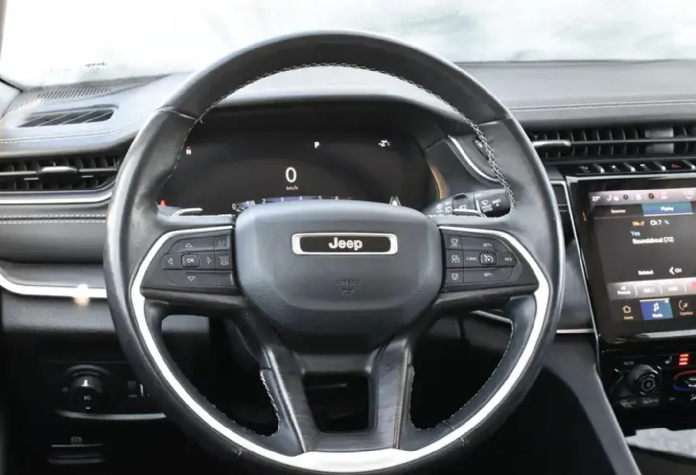 Jeep Grand cherokee 2022 Jeep Grand Cherokee Limited 4x4 - изображение 6