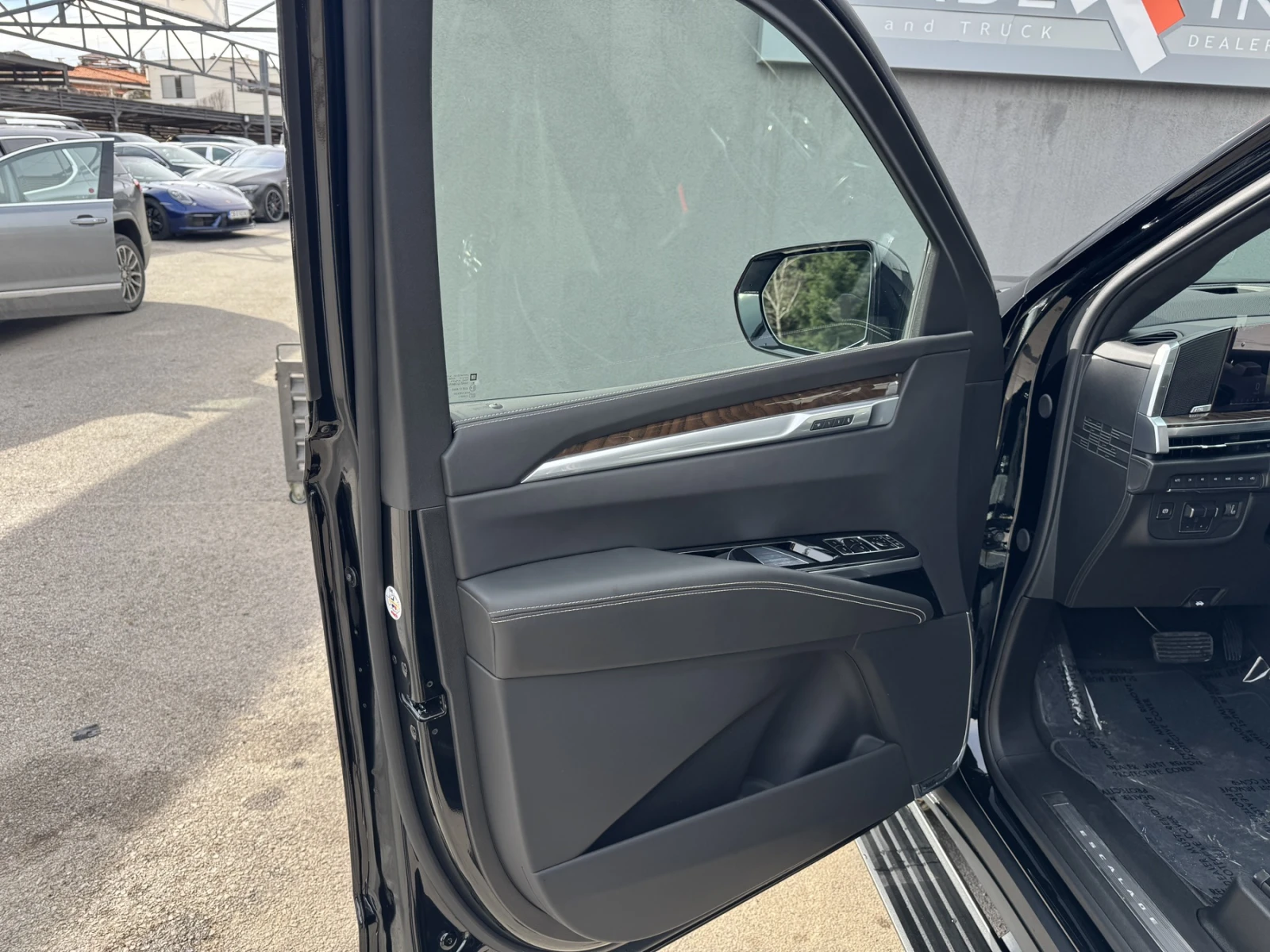 Cadillac Escalade 6.2L V8 FACELIFT | Mobile.bg � ����������� 8