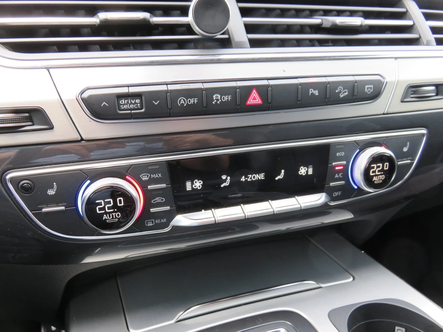 Audi Q7 | Mobile.bg � ����������� 12