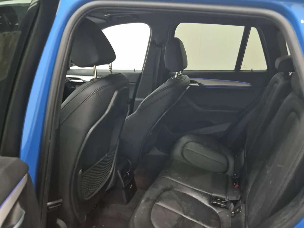 BMW X1 XDRIVE28I / M ПАКЕТ / CAMERA /АВТОКРЕДИТ , снимка 12 - Автомобили и джипове - 54942371