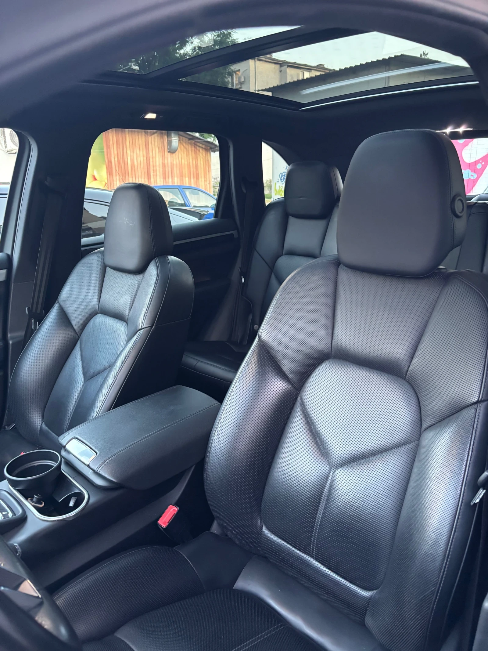 Porsche Cayenne S (Facelift) 2015, снимка 13 - Автомобили и джипове - 55081811