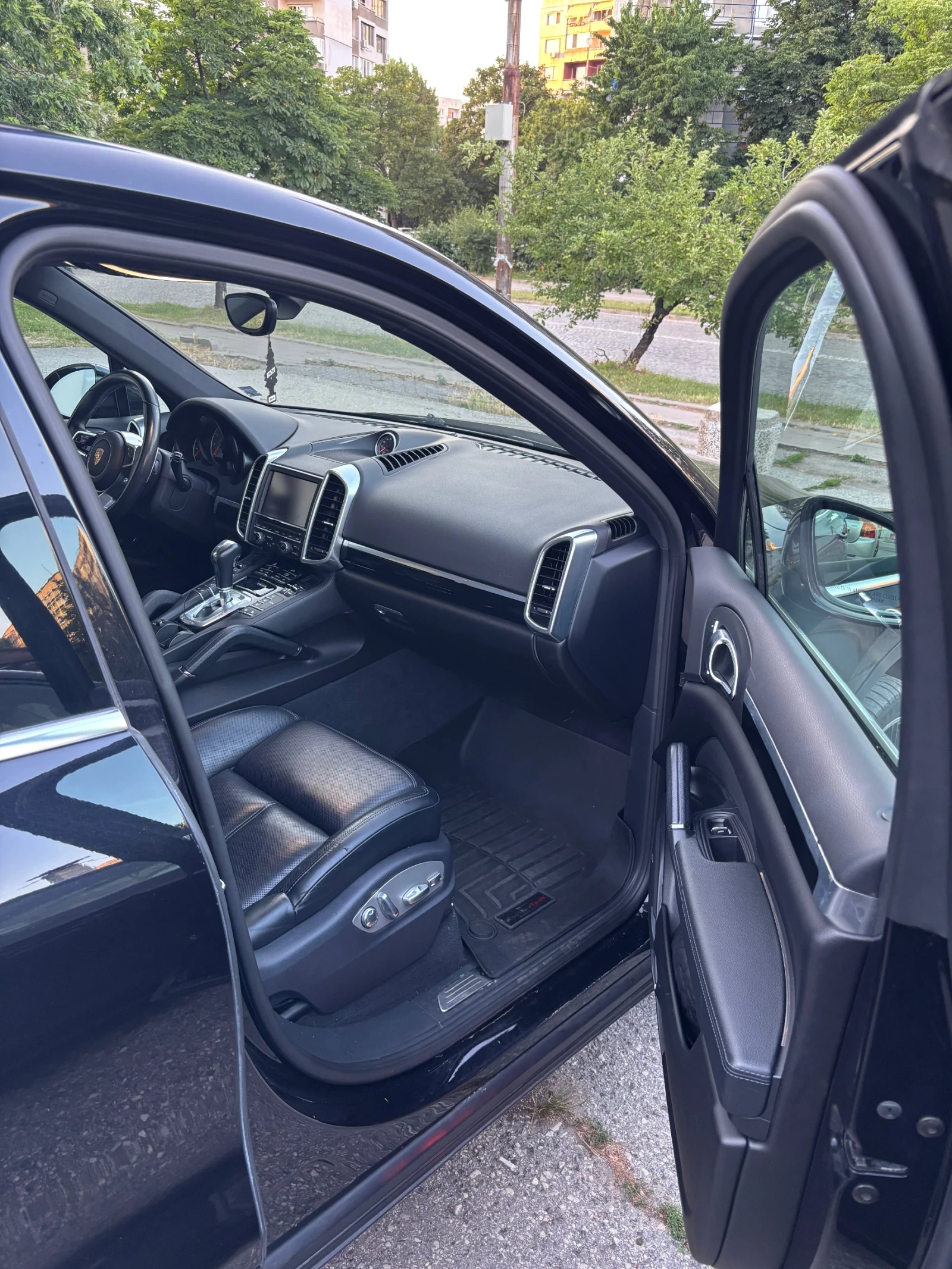 Porsche Cayenne S (Facelift) 2015, снимка 10 - Автомобили и джипове - 55081811