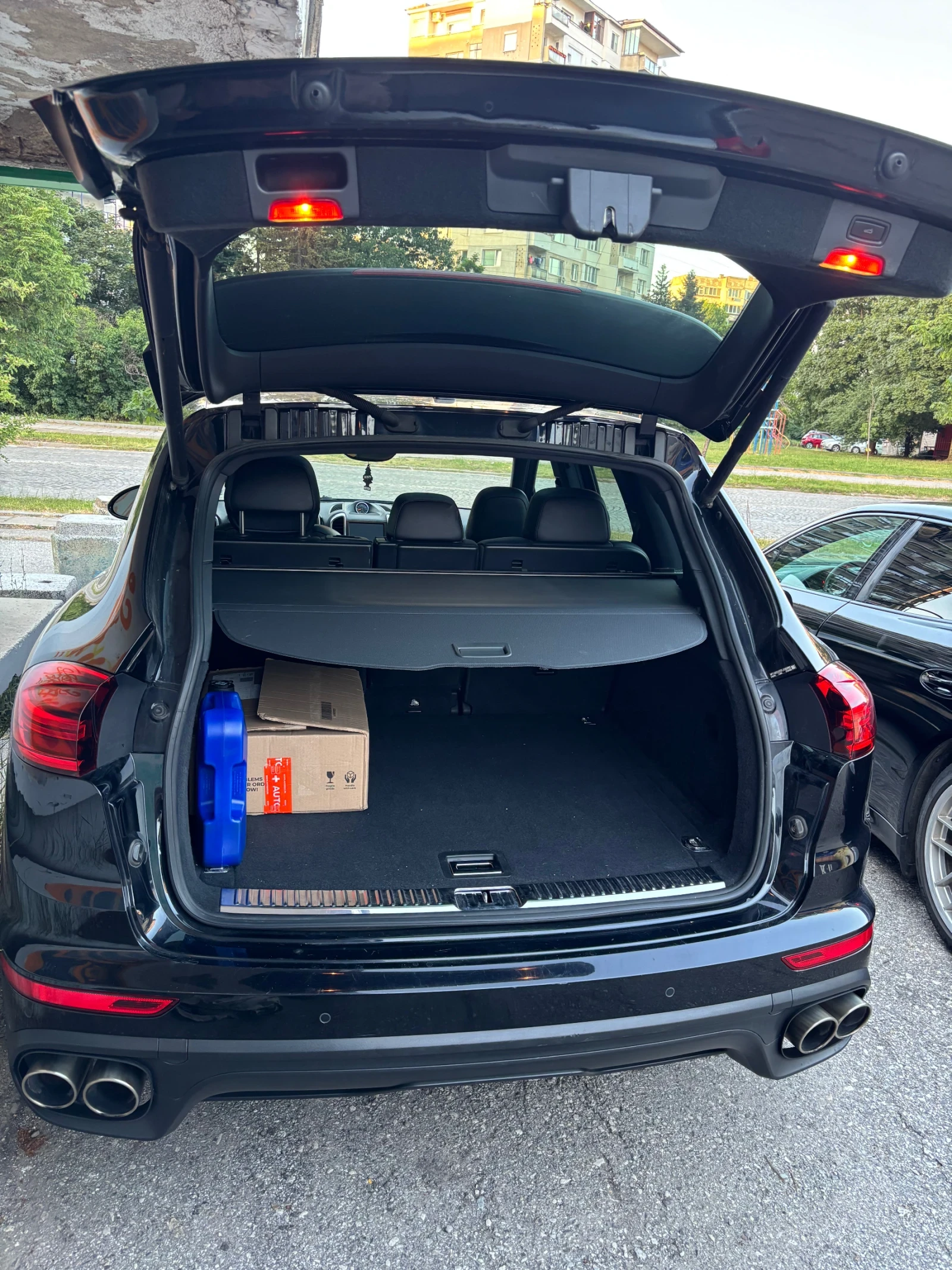 Porsche Cayenne S (Facelift) 2015, снимка 14 - Автомобили и джипове - 55081811