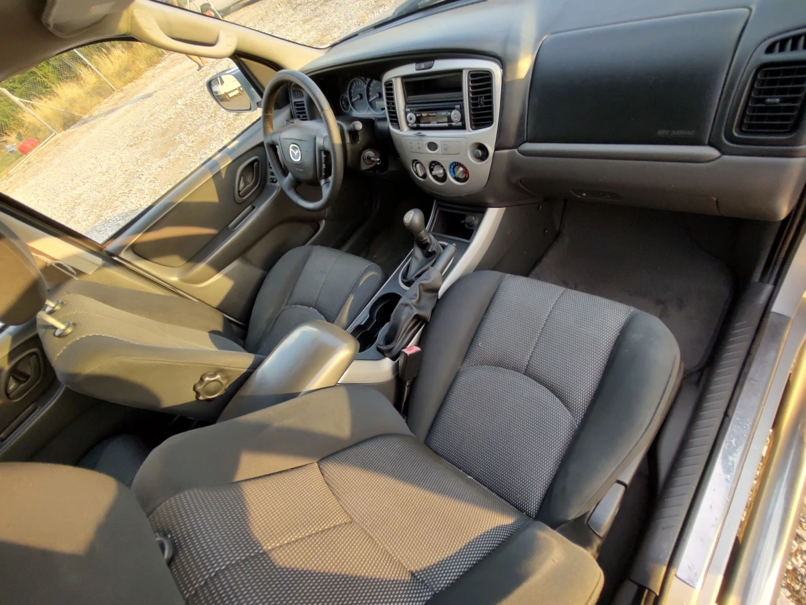 Mazda Tribute  4х4 , снимка 10 - Автомобили и джипове - 56093251