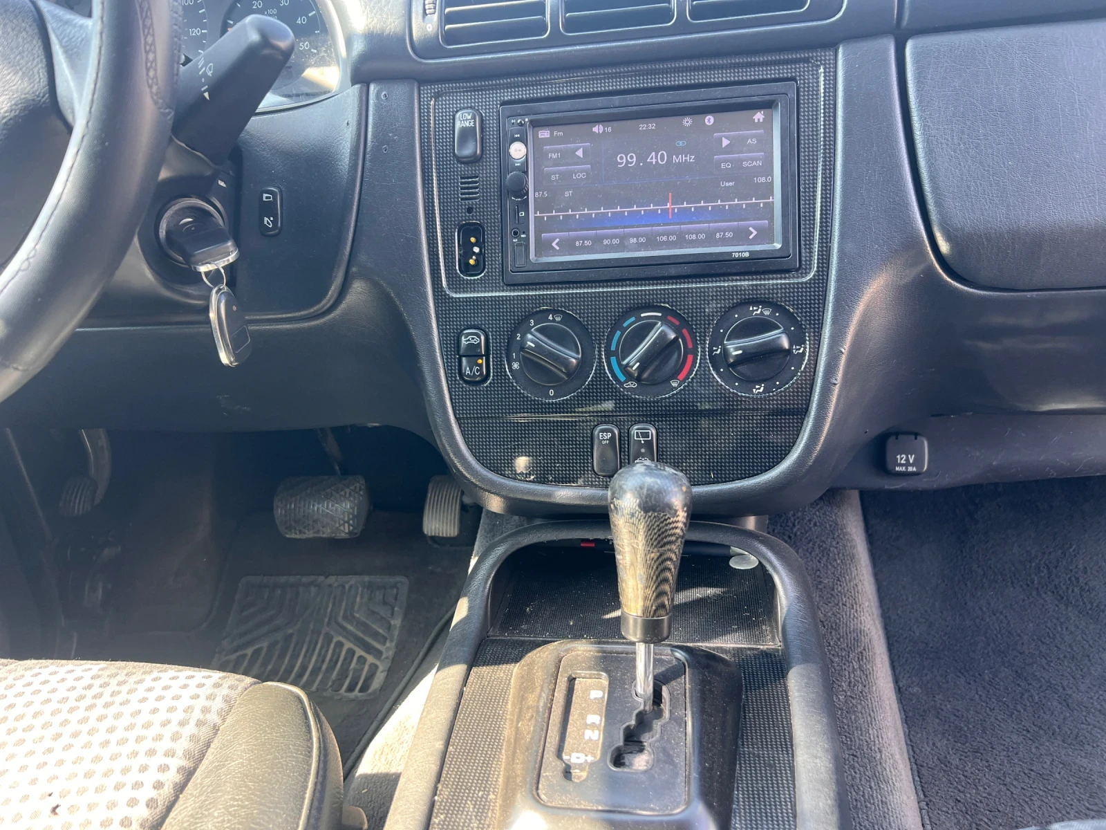 Mercedes-Benz ML 270, снимка 13 - Автомобили и джипове - 55710948
