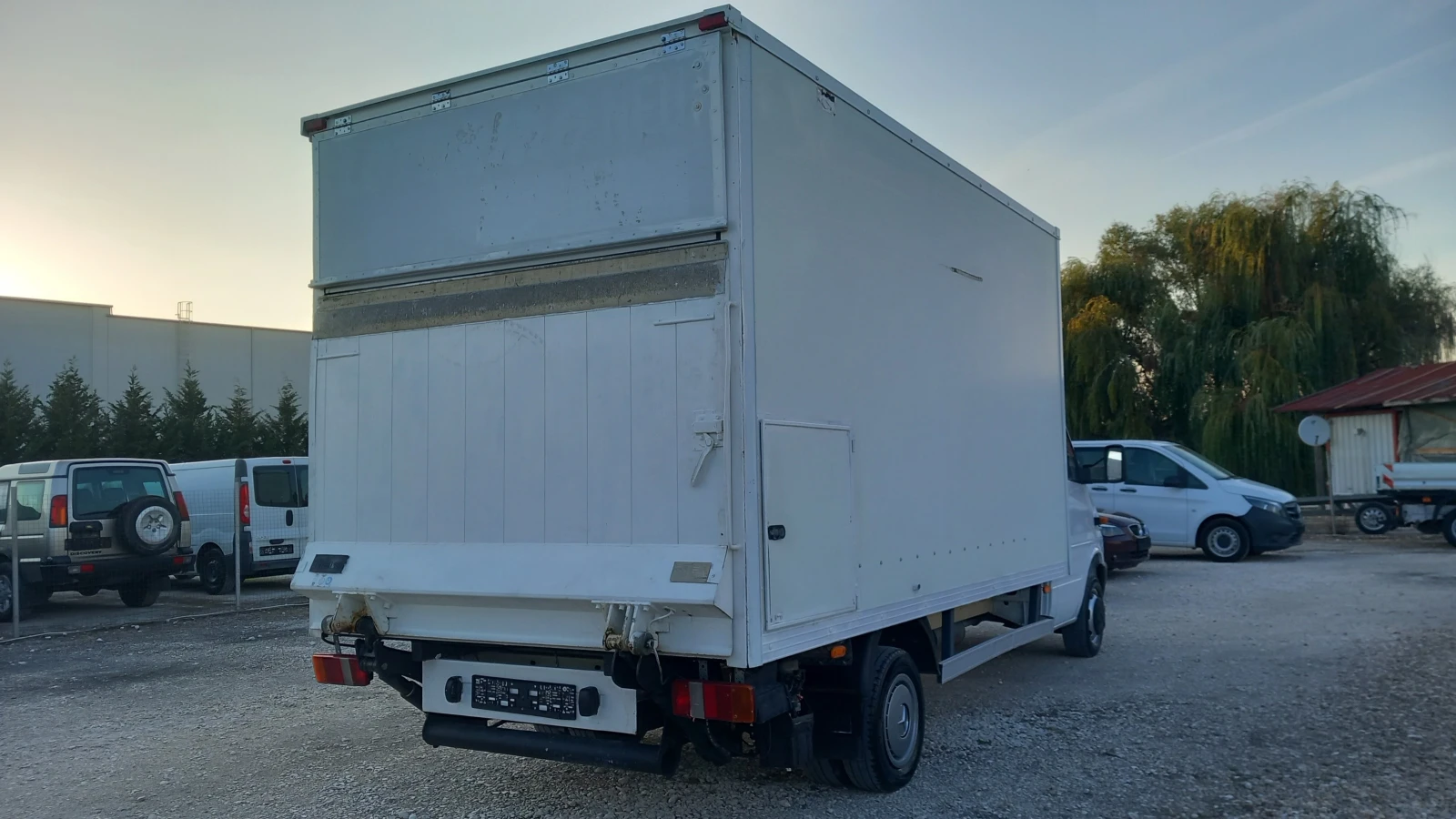 Mercedes-Benz Sprinter 413CDI-3.5t-B КАТЕГОРИЯ/ПАДАЩ БОРД - изображение 4