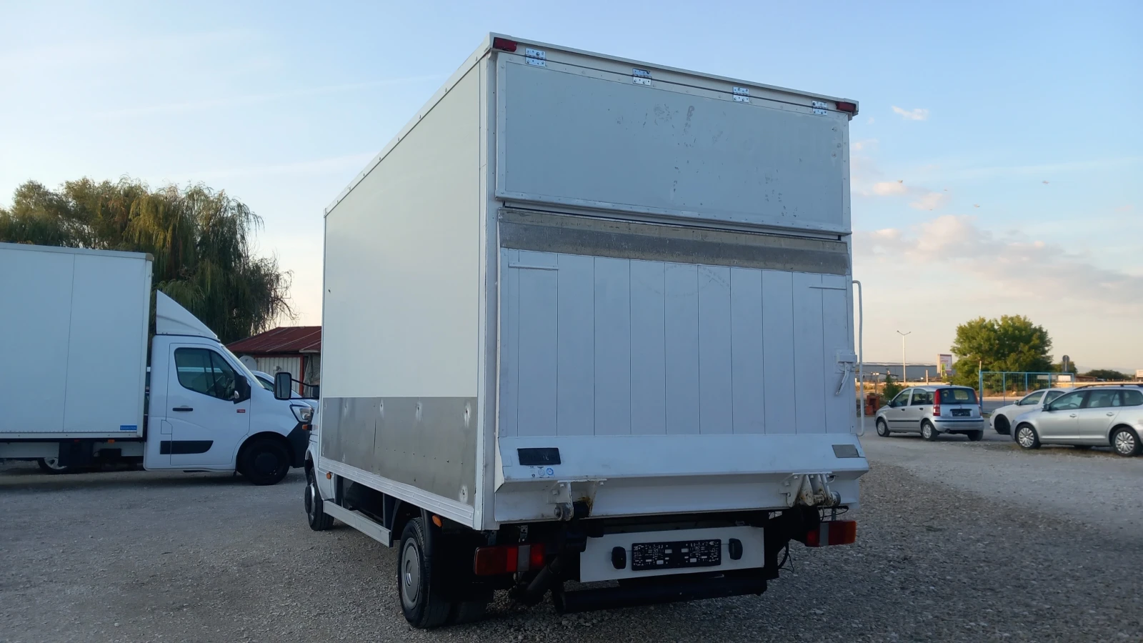 Mercedes-Benz Sprinter 413CDI-3.5t-B КАТЕГОРИЯ/ПАДАЩ БОРД - изображение 3