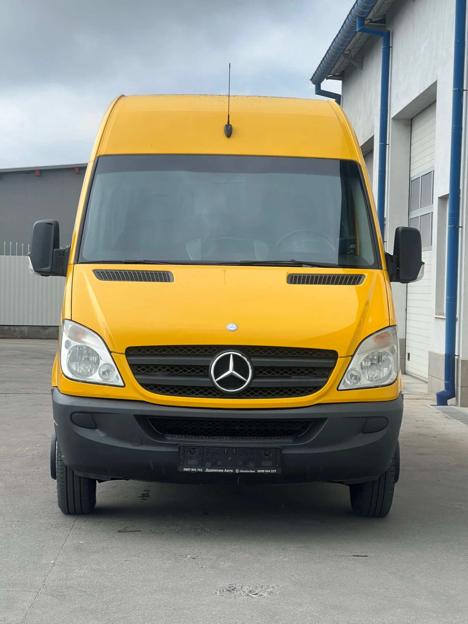 Mercedes-Benz Sprinter 513 / Б-категория / Товаропътнически / AC, снимка 2 - Бусове и автобуси - 53959606