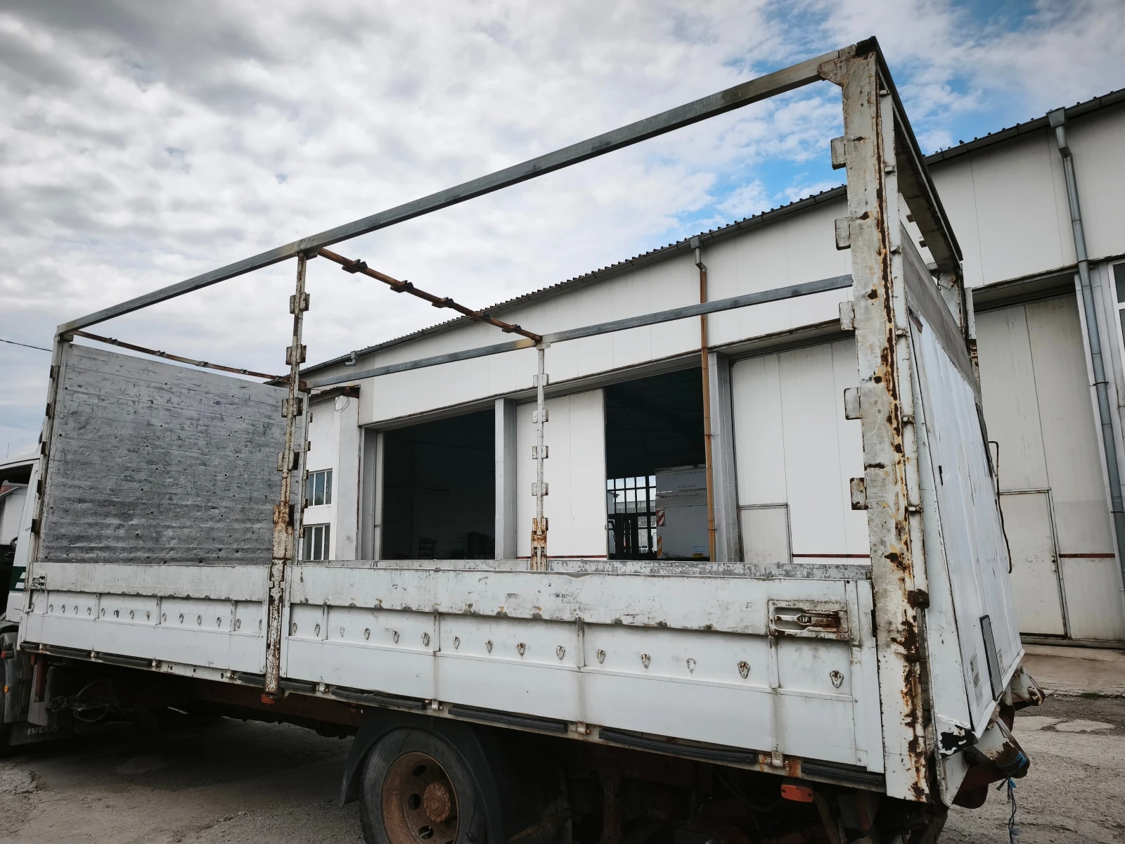 Mercedes-Benz Actros каросерия 6.60м, снимка 3 - Камиони - 54612968