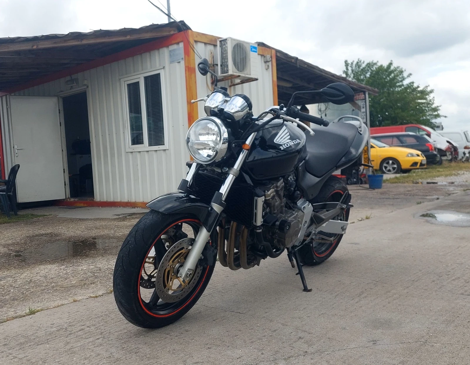 Honda Hornet PC36 2003г., снимка 2 - Мотоциклети и мототехника - 54750610