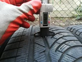 Гуми Зимни 245/45R19, снимка 3