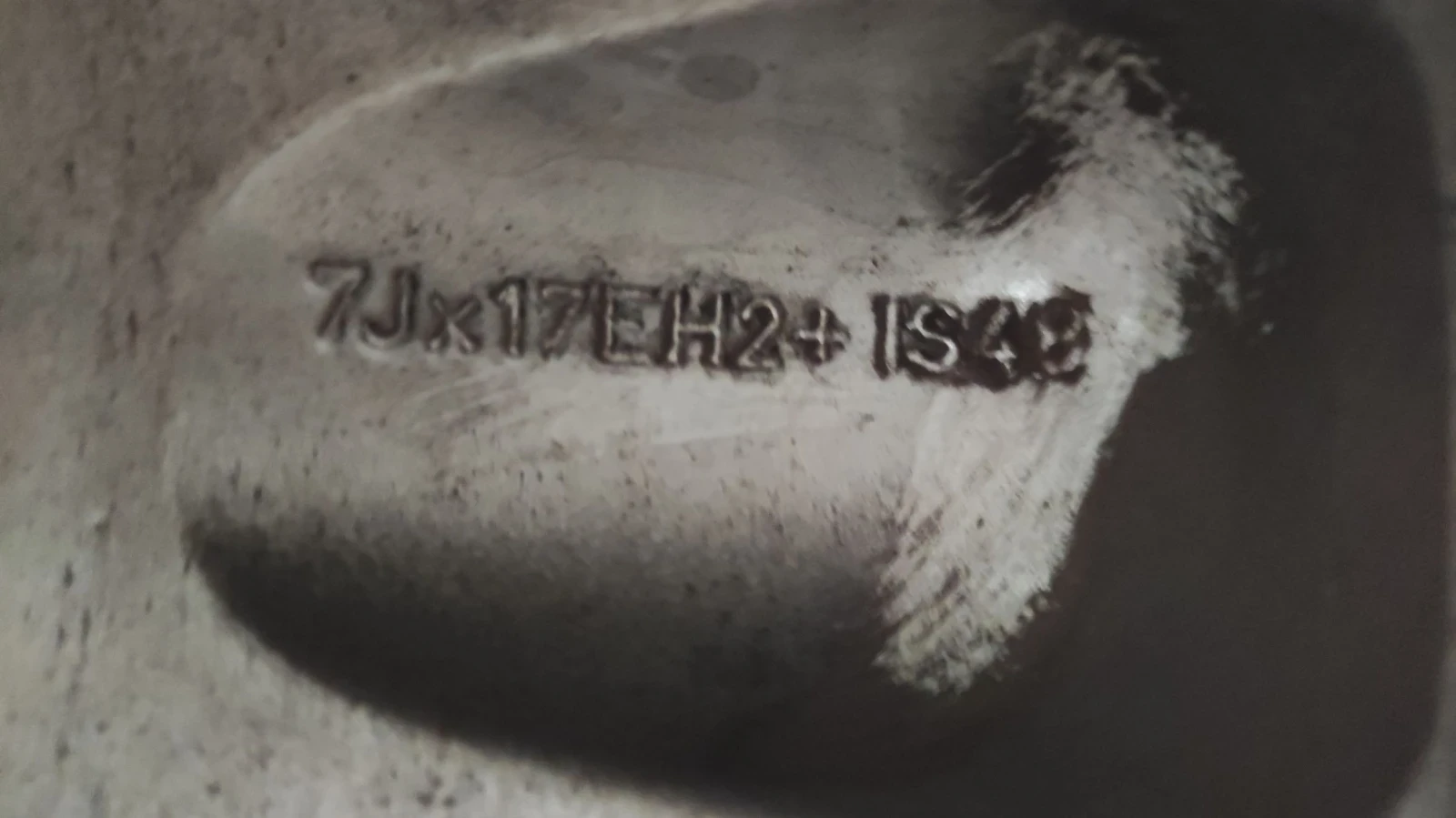 ���� � ������ 205/45R17 | Mobile.bg � ����������� 8