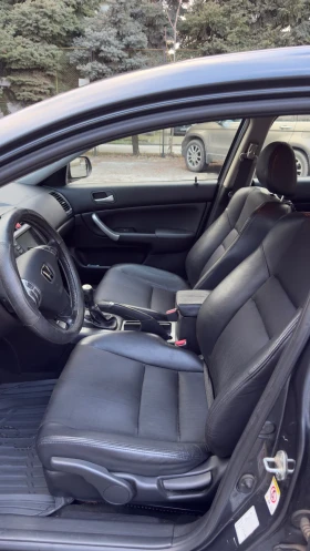 Honda Accord Tourer, снимка 12