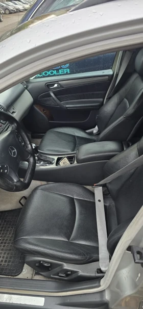 Mercedes-Benz C 270, снимка 8