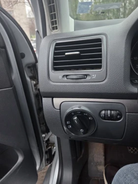 VW Golf - 3333 € / 6518.78 лв. - 27203067 12