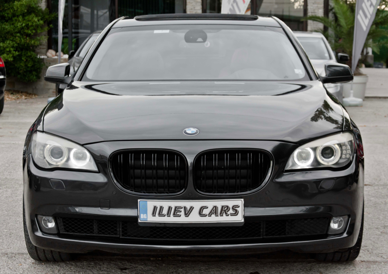 BMW 740 X-DRIVE/ FULLY LOAD /HEAD UP, снимка 3 - Автомобили и джипове - 38250233