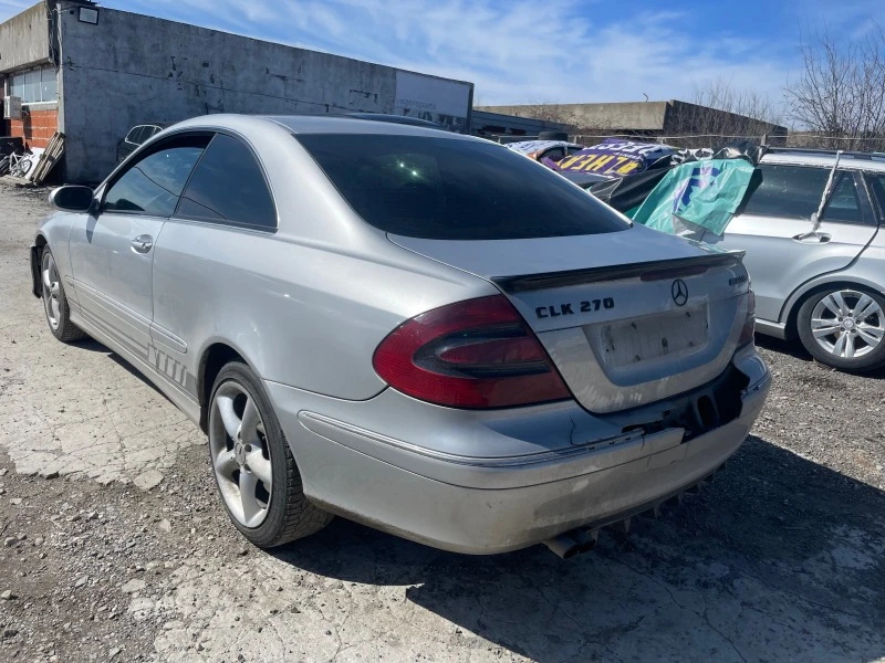 Mercedes-Benz CLK 270cdi, снимка 4 - Автомобили и джипове - 44976802