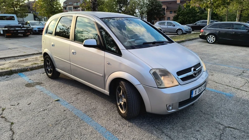 Opel Meriva 1.4i, снимка 8 - Автомобили и джипове - 47384627