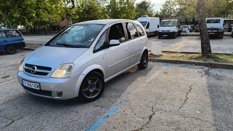 Opel Meriva 1.4i, снимка 12 - Автомобили и джипове - 47384627