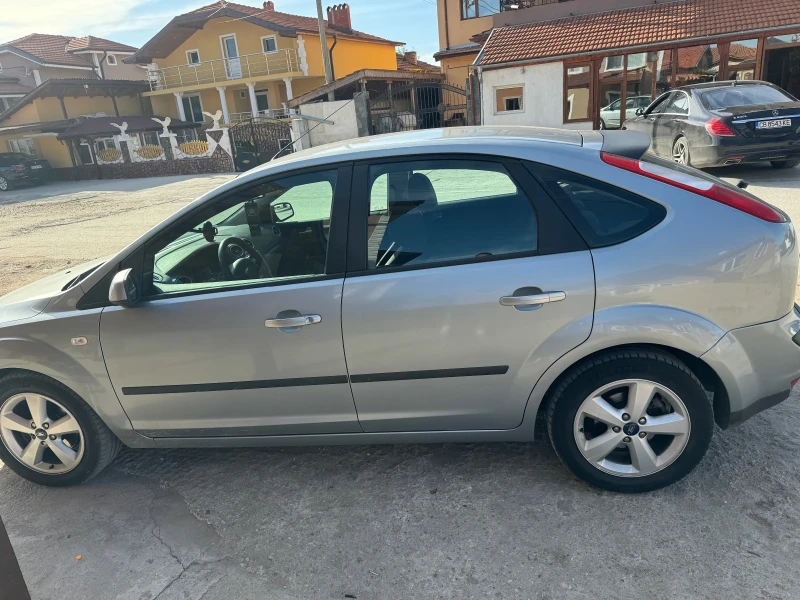 Ford Focus 1.6, снимка 3 - Автомобили и джипове - 47452004