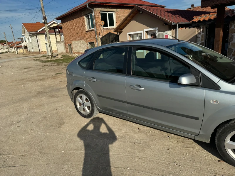 Ford Focus 1.6, снимка 4 - Автомобили и джипове - 47452004