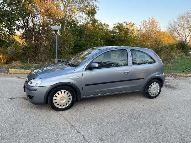 Opel Corsa 1.0i, снимка 2 - Автомобили и джипове - 47999342