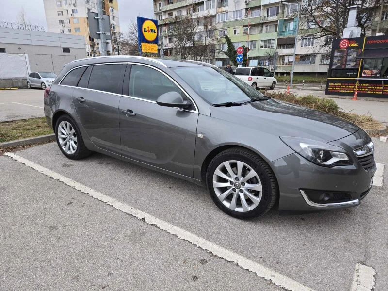 Opel Insignia, снимка 17 - Автомобили и джипове - 48839320