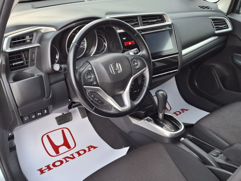 Honda Jazz 1.3 i-VTEC Elegance AT, снимка 10 - Автомобили и джипове - 48795700