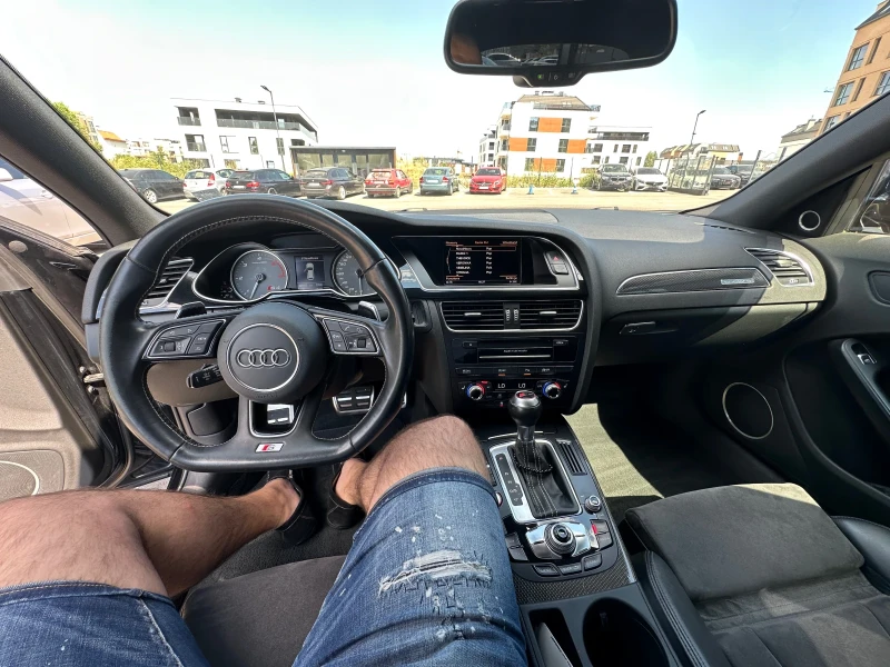 Audi A4 3.0TDI S4&Distronic&Bang&Olfsen&Camera&F1, снимка 11 - Автомобили и джипове - 50811514