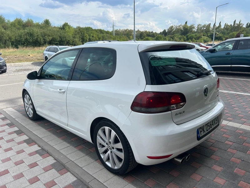 VW Golf, снимка 6 - Автомобили и джипове - 52501051