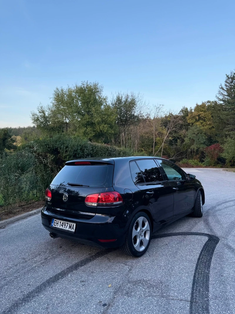 VW Golf, снимка 4 - Автомобили и джипове - 52507846